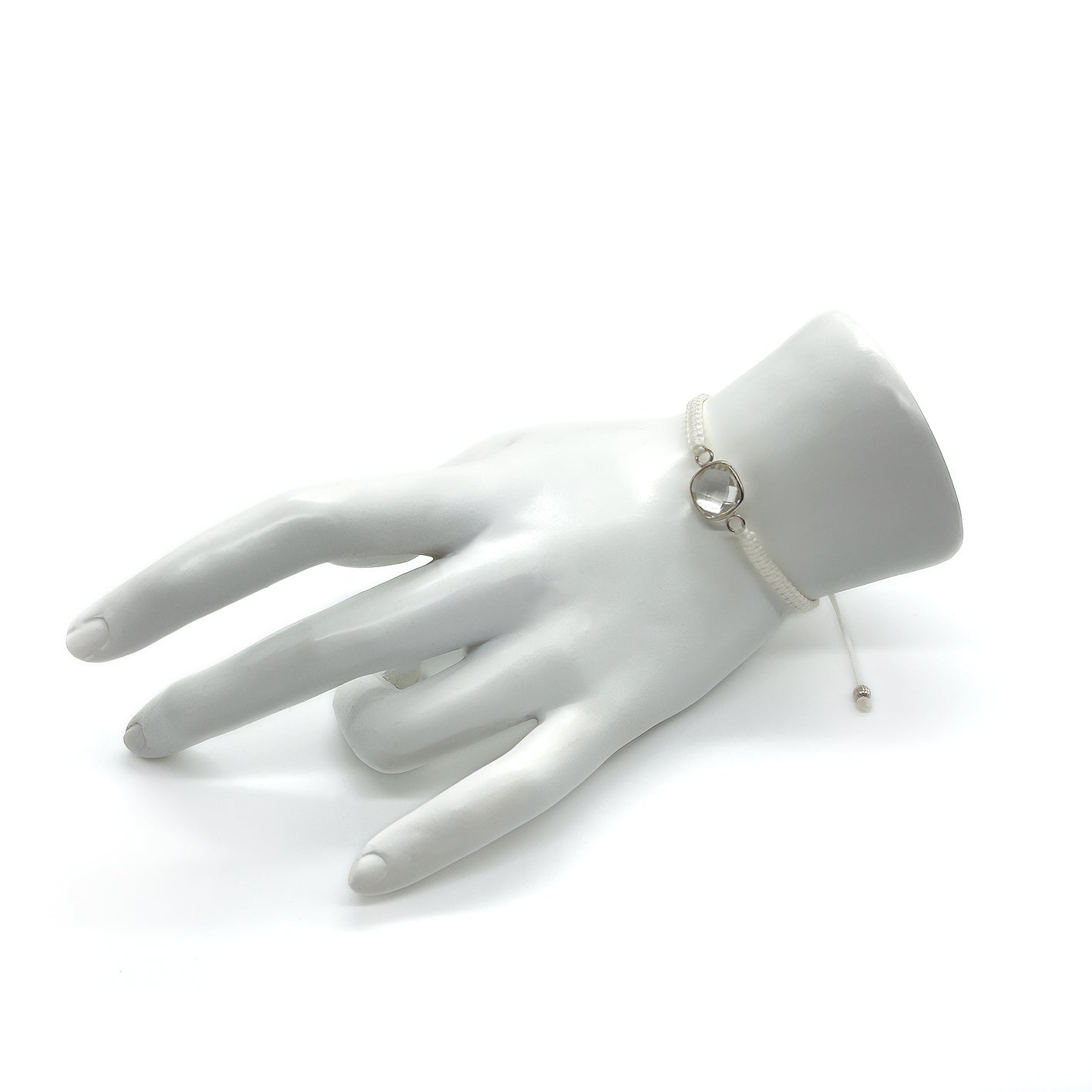 THE TALISMAN Cryﬆal Charm Bracelet (earth tones)