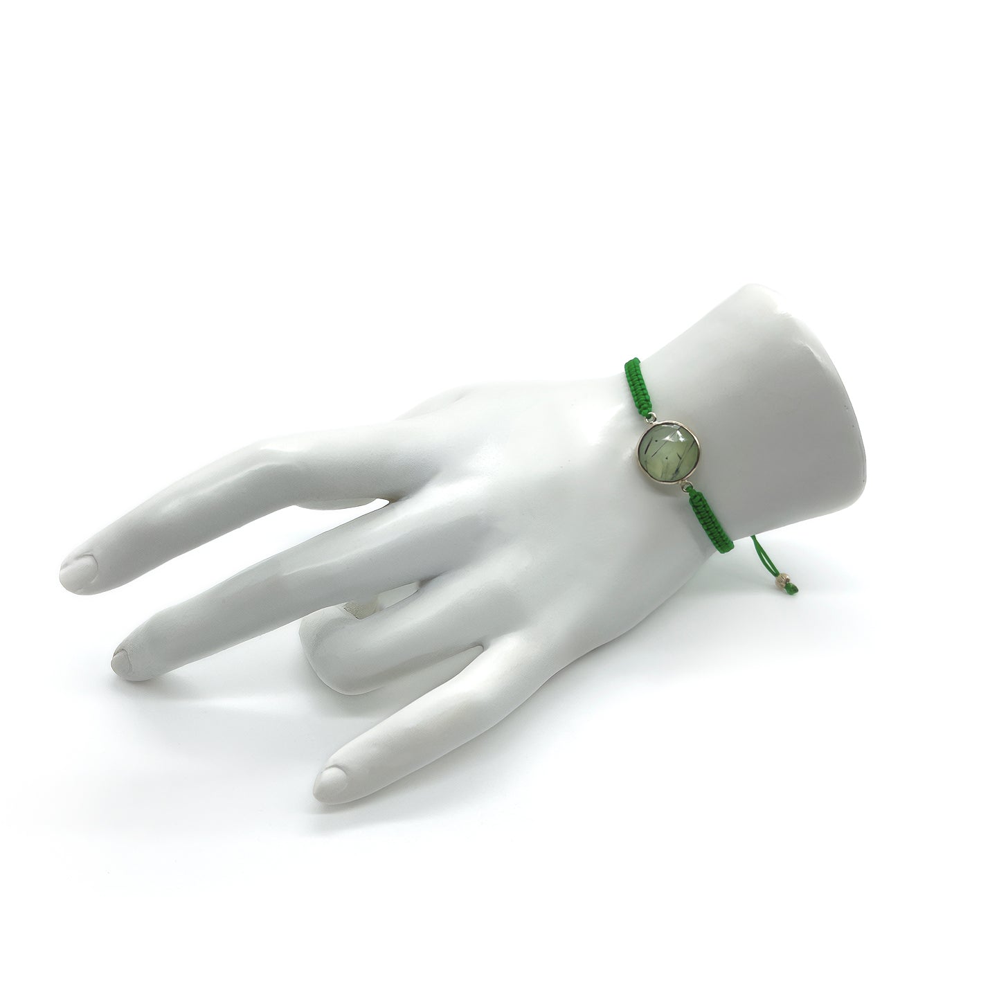 THE TALISMAN Cryﬆal Charm Bracelet (cool tones)